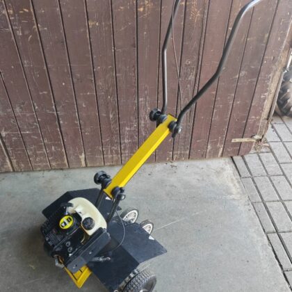 Vertikutátor TEXAS + možnost předělat na kultivátor stav nový